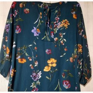 West Kei Shirt Ladies Extra Small teal floral Long Sleeve Tunic‎